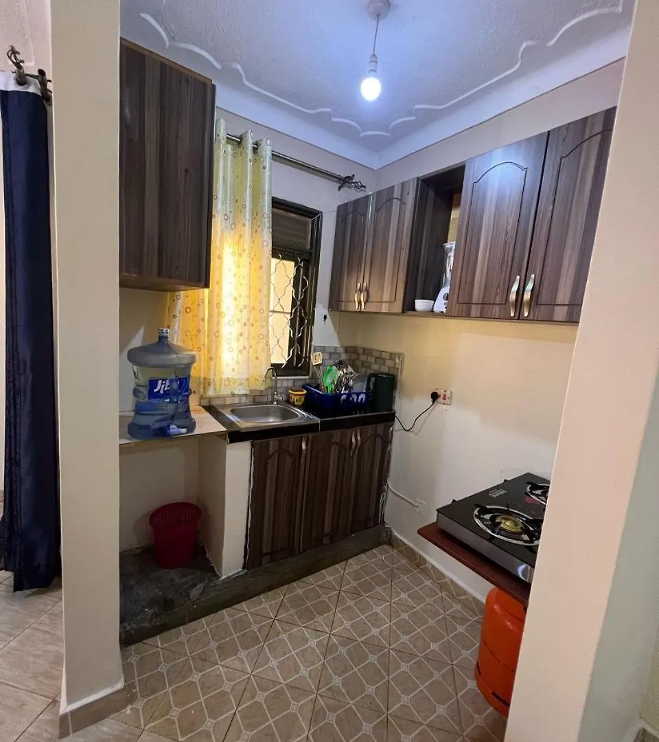 Moon Suites Kampala 0*,  Uganda